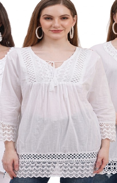 Weiße Bluse, Spitzenmuster, Tunika