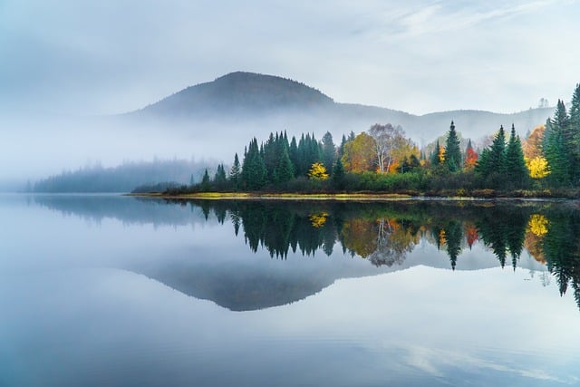 Download free HD stock image of Lake Fog Free Lake Fog photo and picture