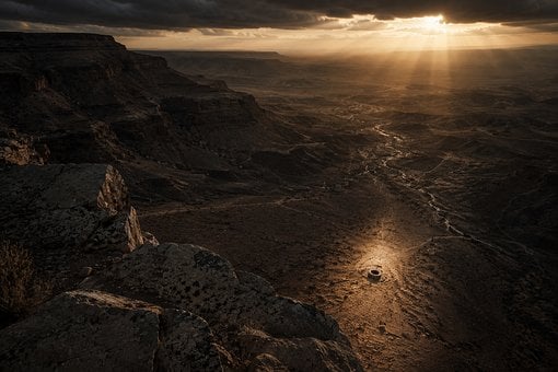 Free Desert Canyon illustration and picture