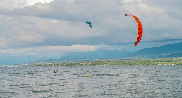 Free Kitesurfing Foil Surf photo and picture