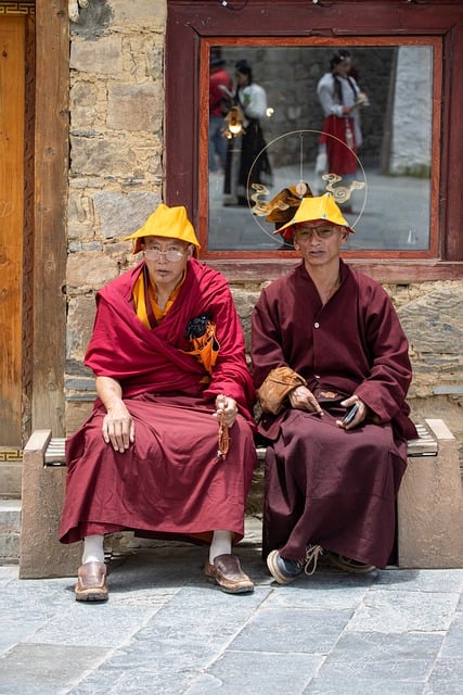 Free Monk Buddhism photo and picture