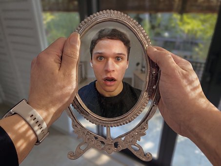 Free Mirror Optical Illusion photo and picture