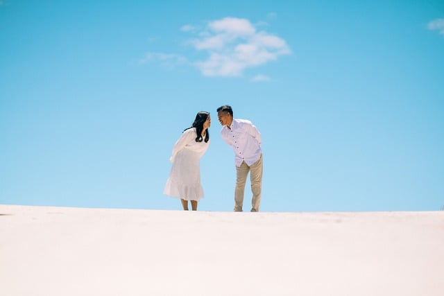 Pareja, Desierto, Cielo Azul, Romance
