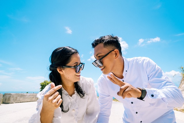 Pareja, Amistad, Día Soleado, Sonriente