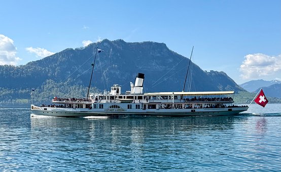 Free Steamboat Switzerland photo and picture