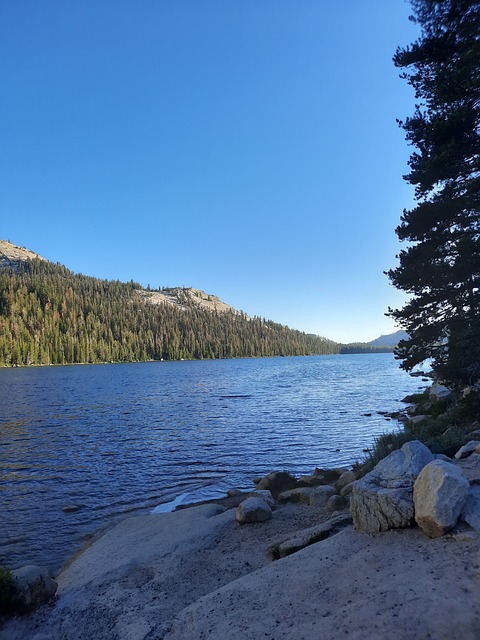 Free Lake Mountains photo and picture