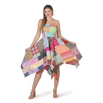 Baumwollkleid, Aufnäh-Design, Boho Stil