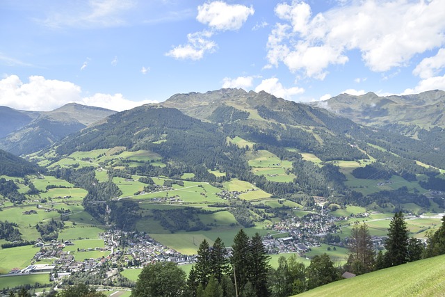Free Mountains Valley photo and picture