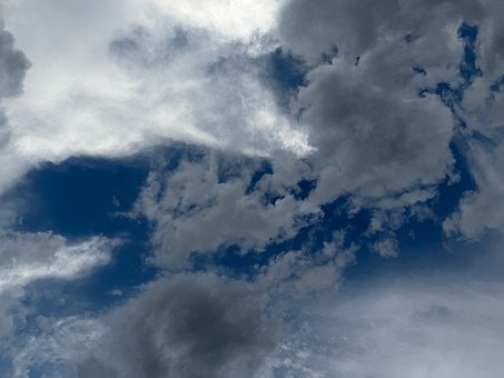 Wolken, Blauer Himmel, Dramatische