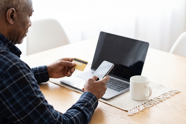 Man, Online Winkelen, Creditcard