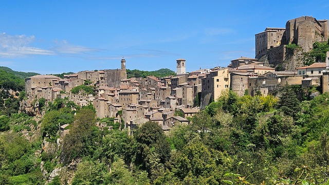 Free Sorano Tuscany photo and picture