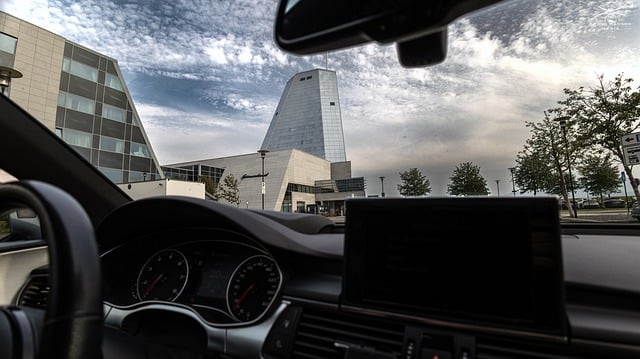 Free Car Sky photo and picture