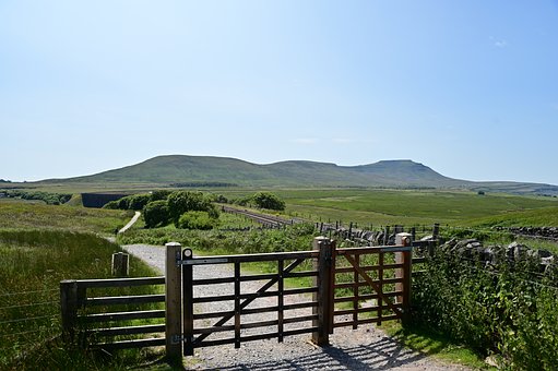 Free Landscape Mountains photo and picture