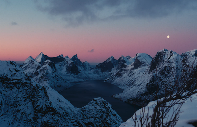 Free Mountains Snow photo and picture