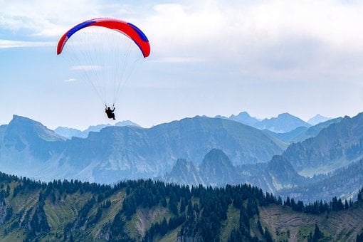 Free Paragliding Mountains photo and picture