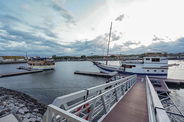 Hafen, Boote, Holzboot, Dock, Wolken