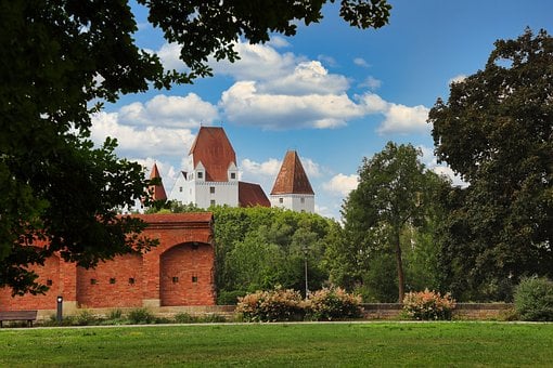 Free Castle Park photo and picture