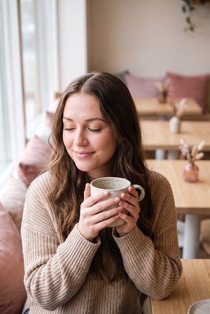 Free woman coffee comfort illustration