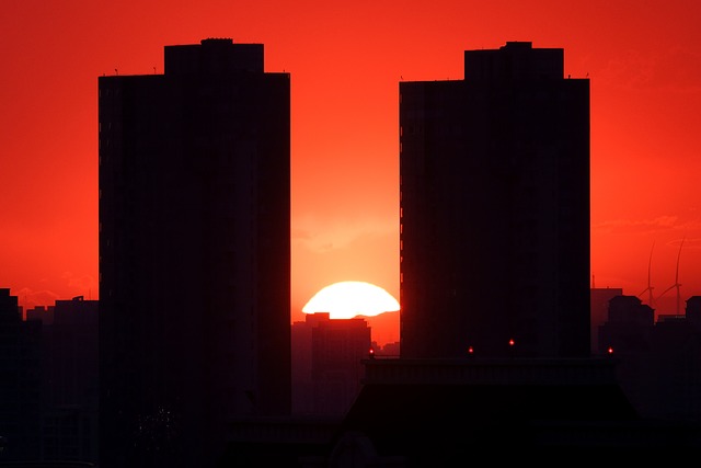 日落, 红色天空, 城市景观, 摩天大楼, 轮廓, 夜晚的宁静, 建筑, 地平线