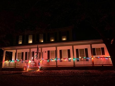 Free Farmhouse Christmas photo and picture