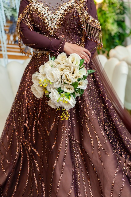Rochie De Mireasă, Buchet De Flori