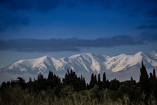 Free Pyrenees Winter Landscape photo and picture