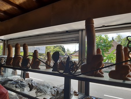 Holzschnitzerei, Skulpturen