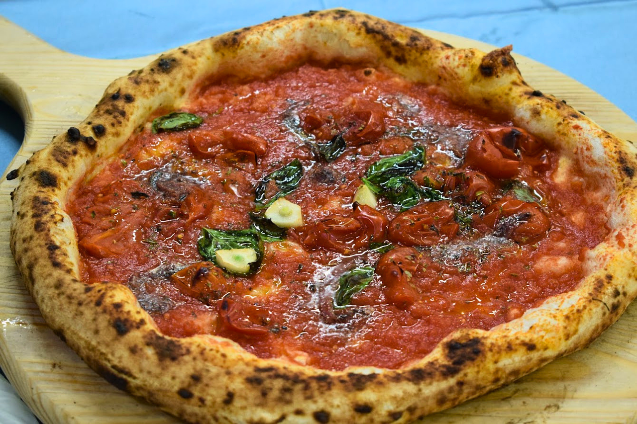Pizza, Margherita, Hout, Basilicum