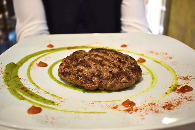 Hamburger, Bord, Gehaktbal, Gegrild