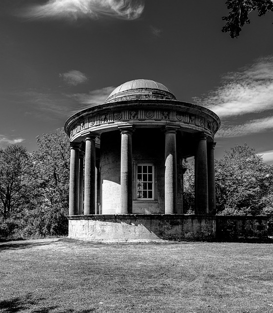 Free Architecture Historical Building photo and picture