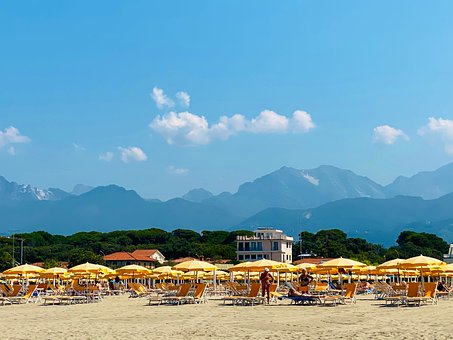 Free Beach Mountains photo and picture