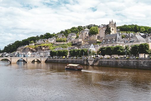 Free River Boat photo and picture