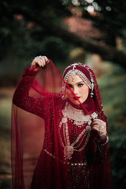 Free Bride Dress photo and picture