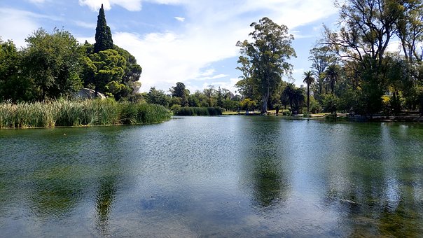 Free Park Lagoon photo and picture
