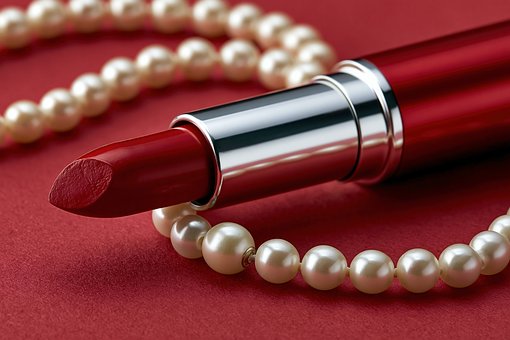 Free Lipstick Pearls illustration and picture