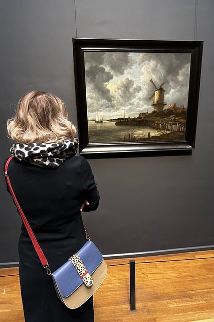 Free Gallery Painting photo and picture