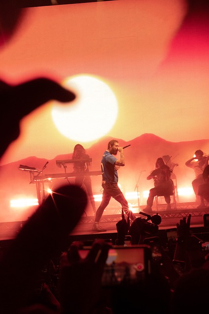 Konzert, Sänger, Musiker, Bühne