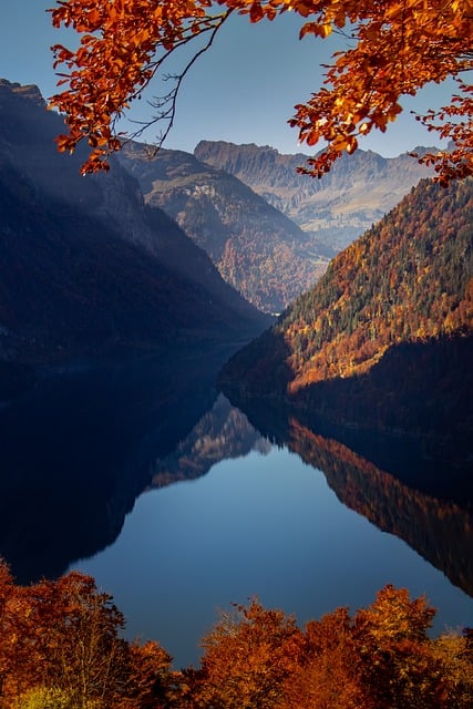 Suiza, Klöntalersee, Alpes, Lago, Otoño