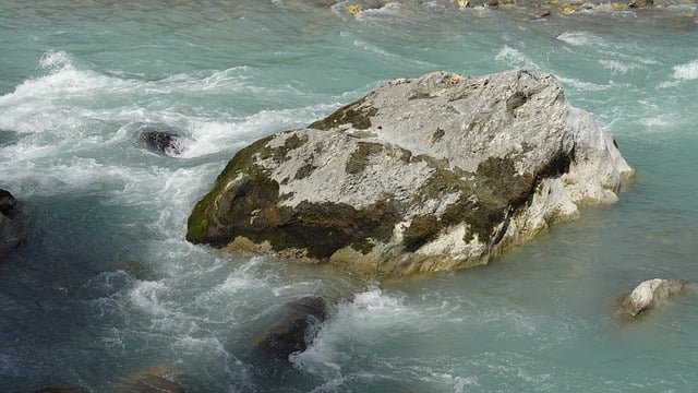 Flod, Sten, Hvidt Vand, Natur