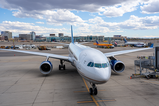 Free Airplane Airport illustration and picture