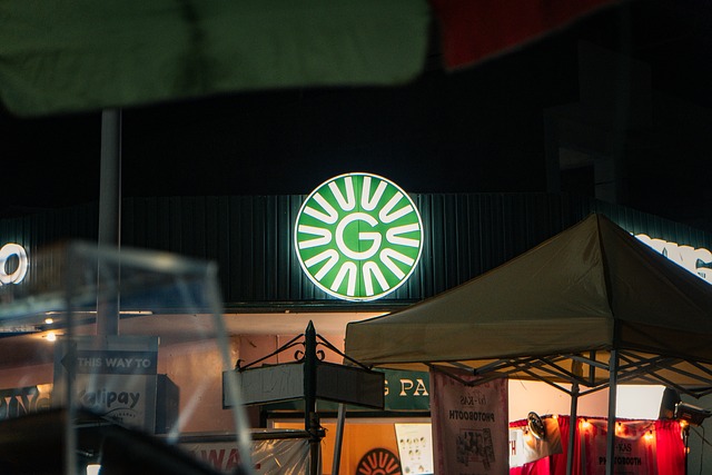 Neon, Schild, Abend, Logodisplay, Markt