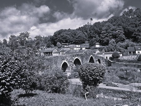 Free Bridge Galicia photo and picture