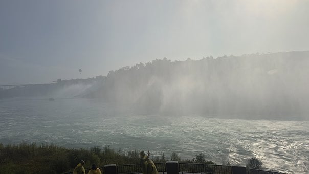 Free Niagara Waterfall photo and picture