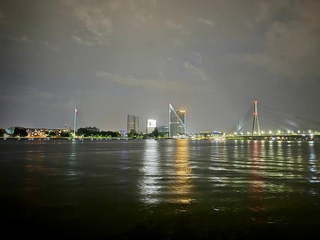 Riga, Letland, Havnefront, Nat Scene