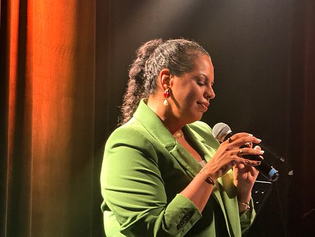 Sängerin, Mikrofon, Jazzkonzert