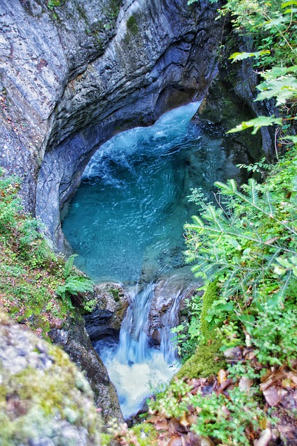Free Waterfall Gorge photo and picture