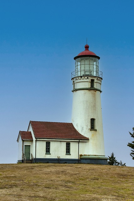 Free Lighthouse Ocean photo and picture