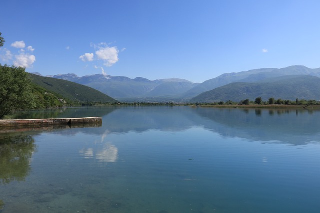 Free Lake Reflections photo and picture