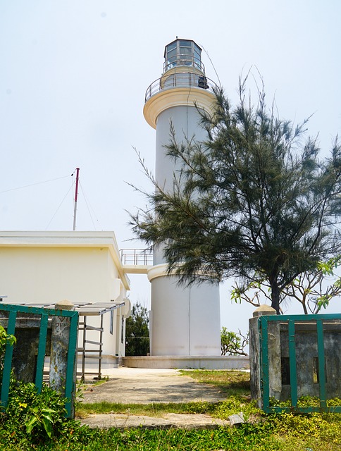Free Lighthouse Coast photo and picture