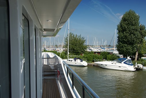 Free Yachts Harbor photo and picture